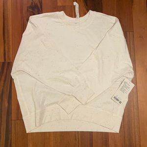 Lululemon LA Back in Action Crew